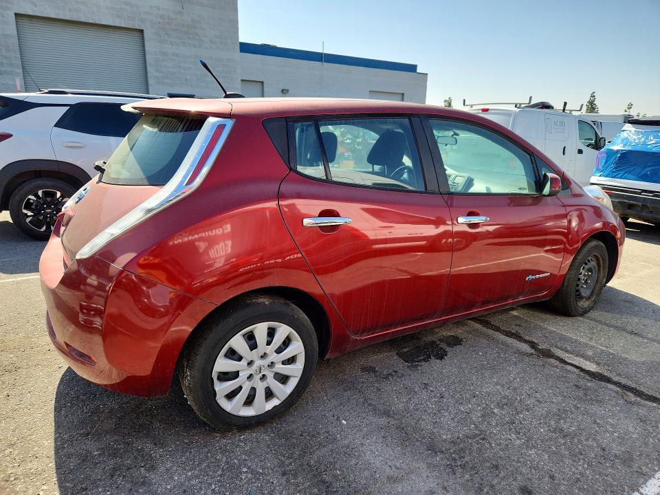 2013 Nissan Leaf VIN 1N4AZ0CP6DC421122 COPART salvage auction — MINOR DENT/SCRATCHES, Ca - Lien Papers-Clean Or Ac, sold $225 on 2026-07-02 (photo 3)