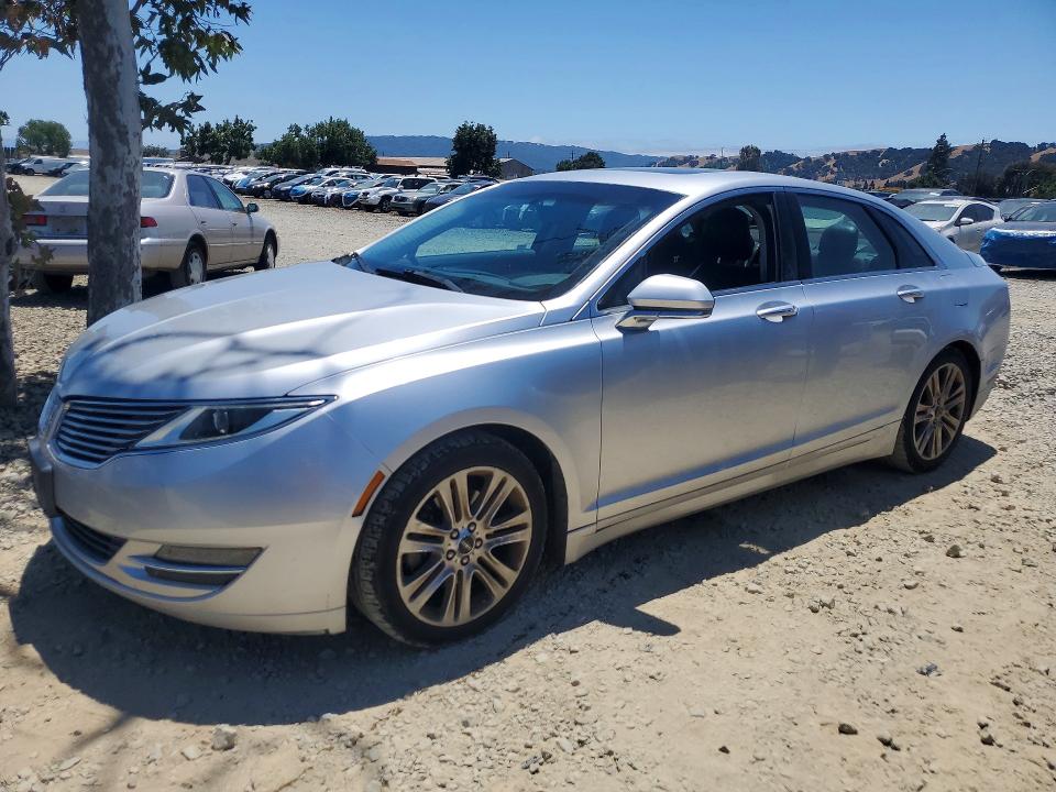 2015 Lincoln Mkz VIN 3LN6L2G92FR606728 COPART salvage auction — REAR END, Salvage Title, sold $1,300 on 2026-07-23 (photo 1)