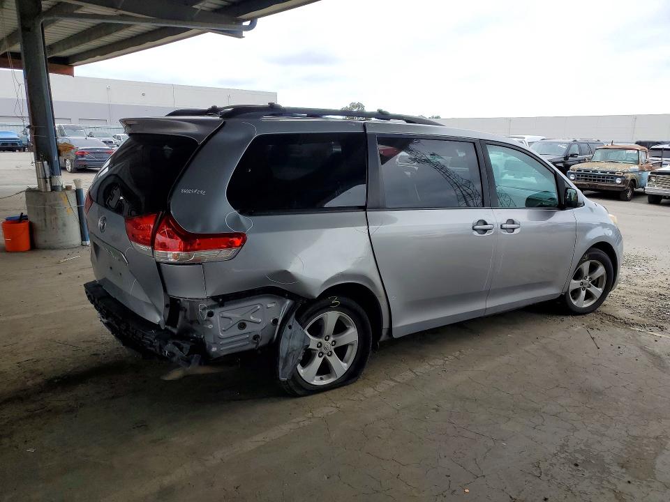 2011 Toyota Sienna VIN 5TDKK3DC0BS050695 COPART salvage auction — REAR END, Ca - Salvage Certificate, sold $1,100 on 2026-07-09 (photo 3)