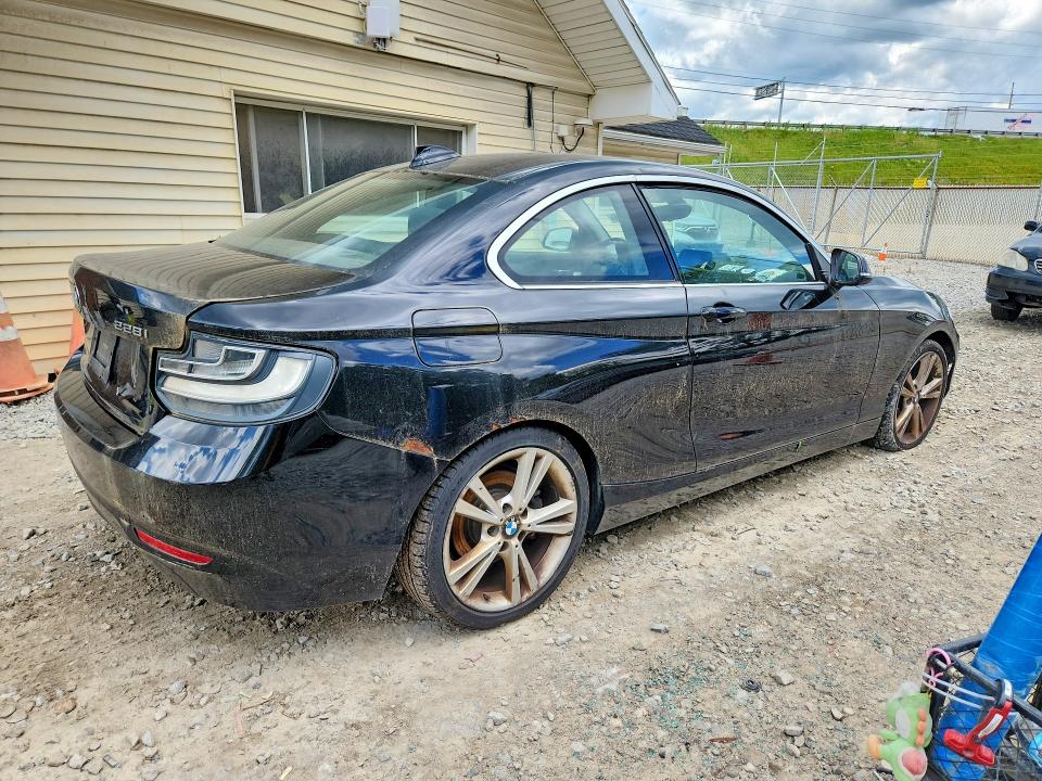 2015 BMW 2er VIN WBA1F7C53FVX96237 COPART salvage auction — NORMAL WEAR, Oh - Certificate Of Title, sold $700 on 2026-07-29 (photo 3)