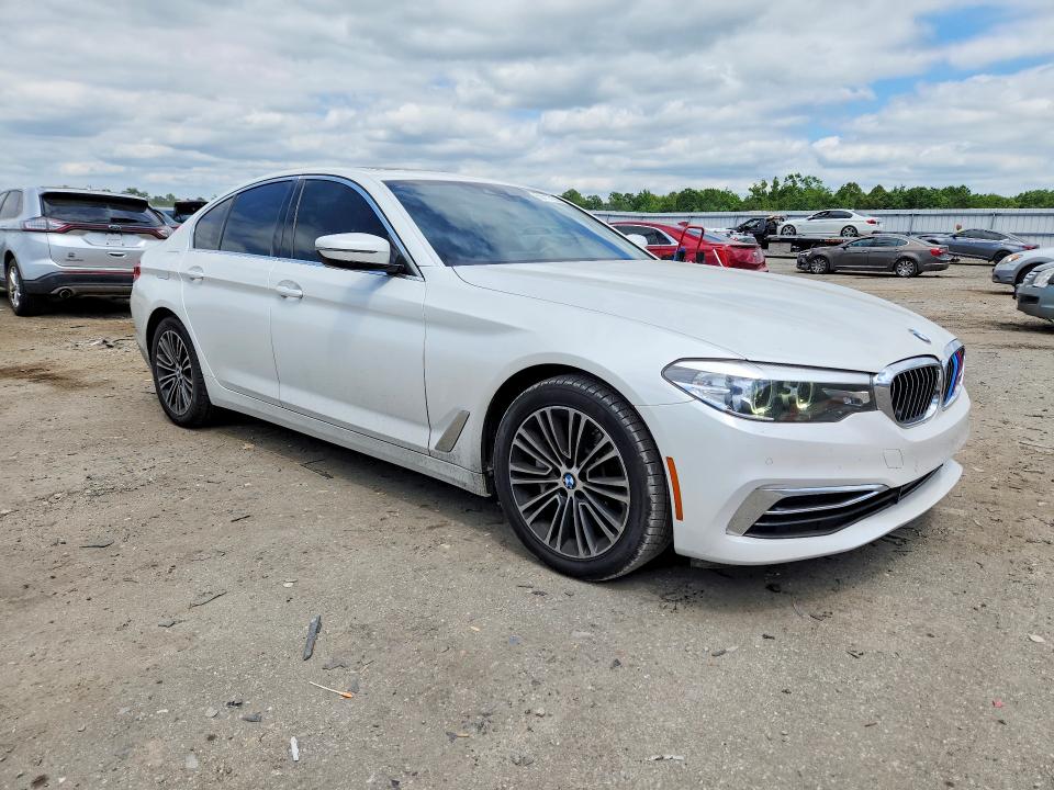 2019 BMW 5er VIN WBAJA5C53KWW22224 COPART salvage auction — REAR END, VA - CERT OF TITLE - SALVAGE, sold $9,300 on 2026-07-08 (photo 4)