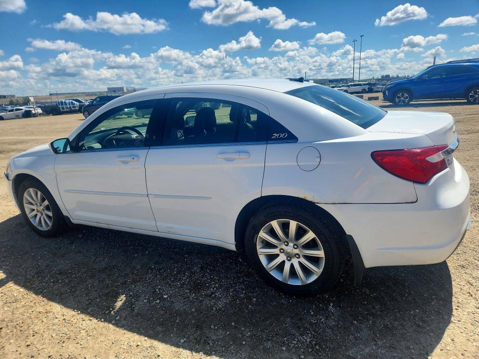 2011 Chrysler 200 VIN 1C3BC1FB0BN550176 COPART salvage auction — FRONT END, AB - BOS - SALVAGE, sold $1,150 on 2026-07-16 (photo 2)