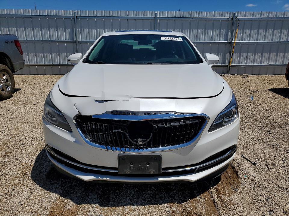 2017 Buick . VIN 1G4ZR5SS5HU137623 COPART salvage auction — FRONT END, Ia - Cert Of Title-Salvage Title, sold $80 on 2026-07-29 (photo 5)
