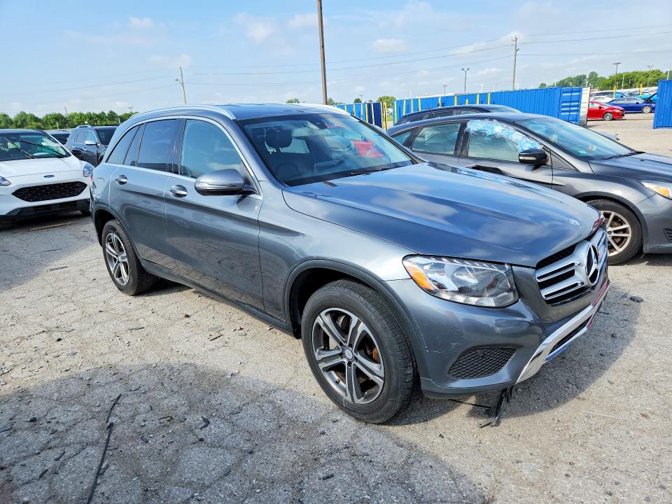2016 Mercedes-benz Glc VIN WDC0G4KB9GF092602 COPART salvage auction — NORMAL WEAR, MI - CERTIFICATE OF TITLE, sold $925 on 2026-07-21 (photo 4)