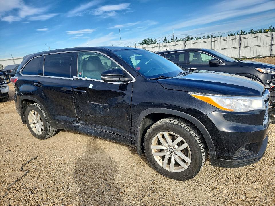 2016 Toyota Highlander VIN 5TDBKRFH3GS331201 COPART salvage auction — SIDE, Ab - Bos - Salvage, sold $12,300 on 2026-07-16 (photo 4)