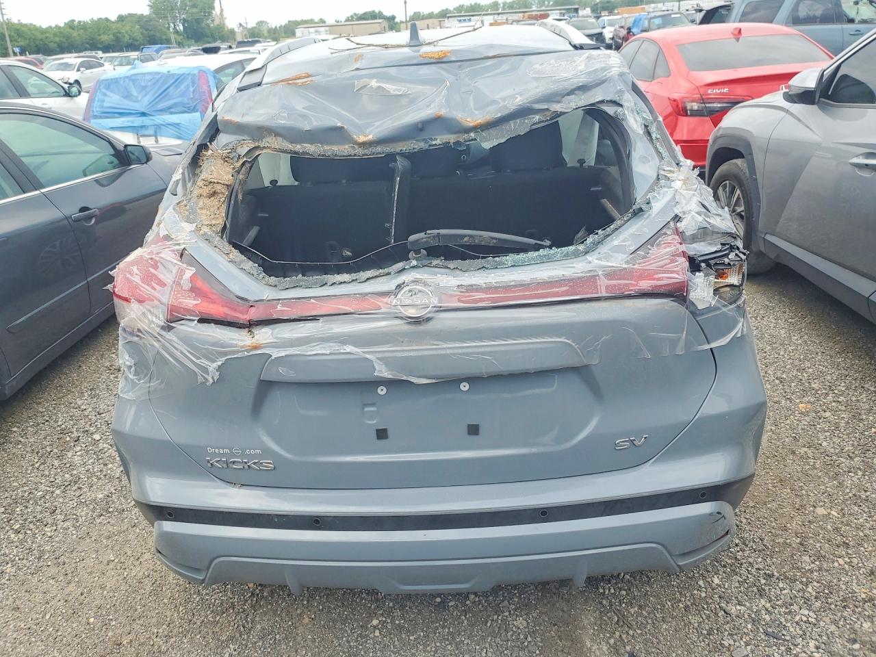 2024 Nissan Kicks VIN 3N1CP5CV9RL557182 COPART salvage auction — Rear End, VA - CERTIFICATE OF TITLE, sold $1,100 on 2026-07-02 (photo 6)