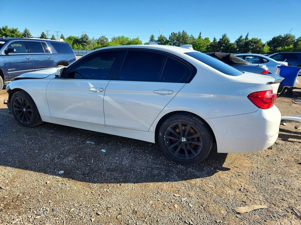 2018 BMW 3er VIN WBA8A9C59JAH13664 COPART salvage auction — FRONT END, Il - Salvage Certificate, sold $1,650 on 2026-07-14 (photo 2)