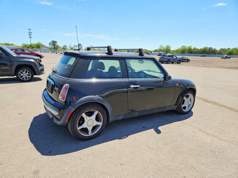 2003 Mini Cooper VIN WMWRC33483TE18548 COPART salvage auction — FRONT END, Ny - Certificate Of Title, sold $725 on 2026-07-06 (photo 3)
