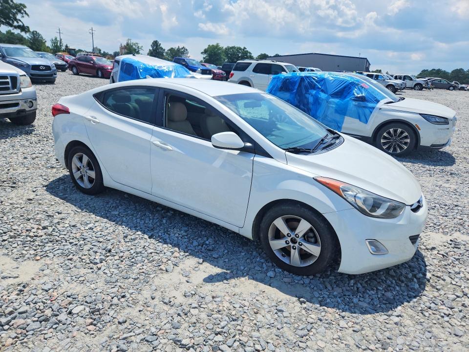 2013 Hyundai VIN 5NPDH4AE8DH390057 COPART salvage auction — VANDALISM, GA - CERT OF TITLE-SALVAGE, sold $500 on 2026-07-02 (photo 4)