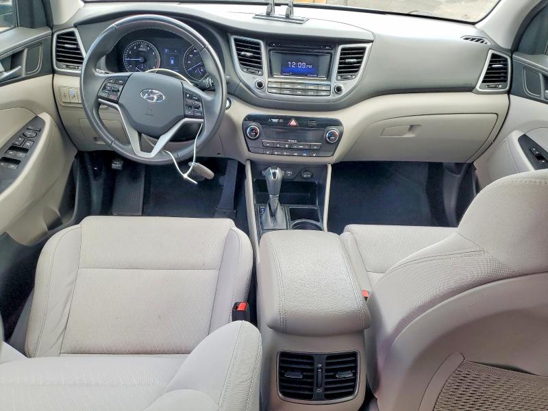 2017 Hyundai VIN KM8J33A26HU575443 COPART salvage auction — MINOR DENT/SCRATCHES, Fl - Certificate Of Title (P), sold $5,700 on 2026-07-22 (photo 8)