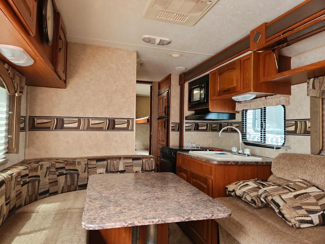 2010 Forester River Recreational Vehicle (rv) VIN 4X4TSVE22AL017035 COPART salvage auction — Normal Wear, MA - CERTIFICATE OF TITLE, sold $1,700 on 2026-07-07 (photo 6)