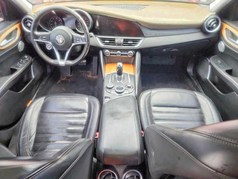 2017 Alfa romeo Giulia VIN ZARFAECN5H7536818 COPART salvage auction — MINOR DENT/SCRATCHES, Fl - Certificate Of Title, sold $975 on 2026-07-28 (photo 8)