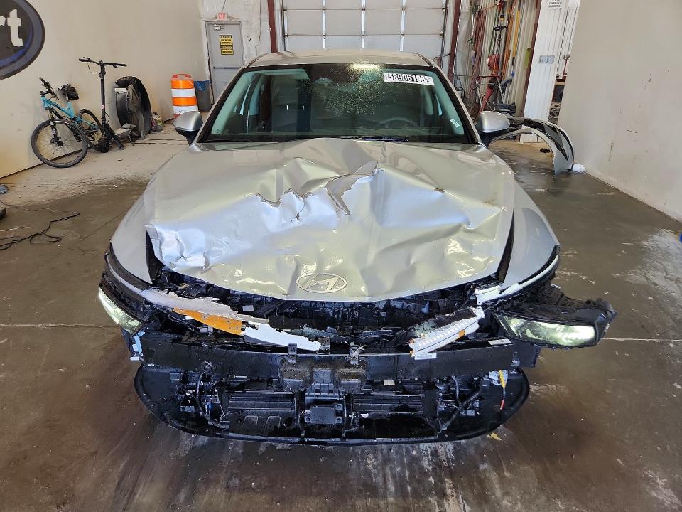2026 Hyundai Sonata hybrid VIN KMHL24JJ1TA161943 COPART salvage auction — FRONT END, Mn - Certificate Of Title, sold $6,500 on 2026-07-08 (photo 5)