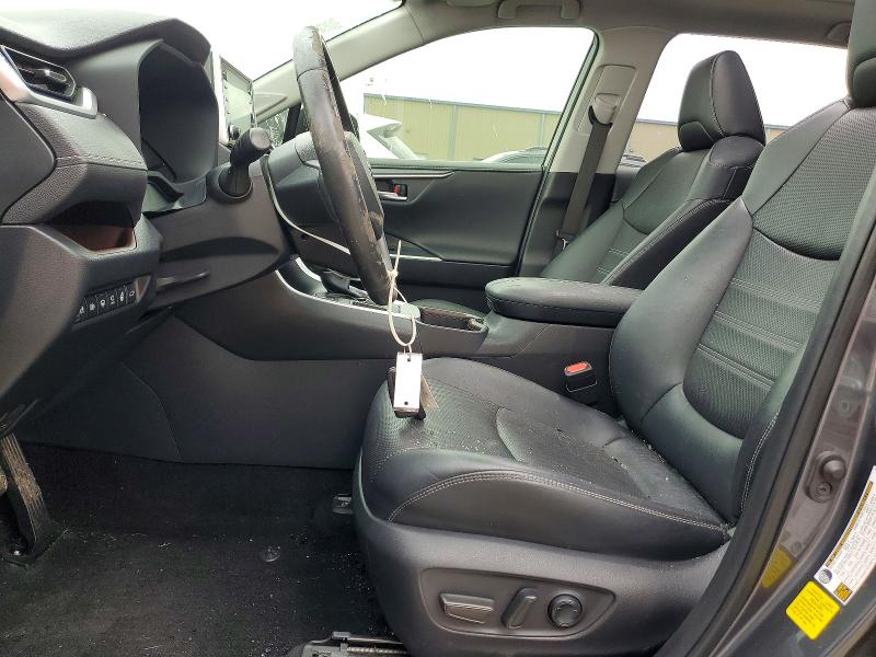 2019 Toyota Rav 4 VIN JTMY1RFV1KD515852 COPART salvage auction — WATER/FLOOD, Tx - Salvage Title-Flood Damage, sold $300 on 2026-07-30 (photo 7)