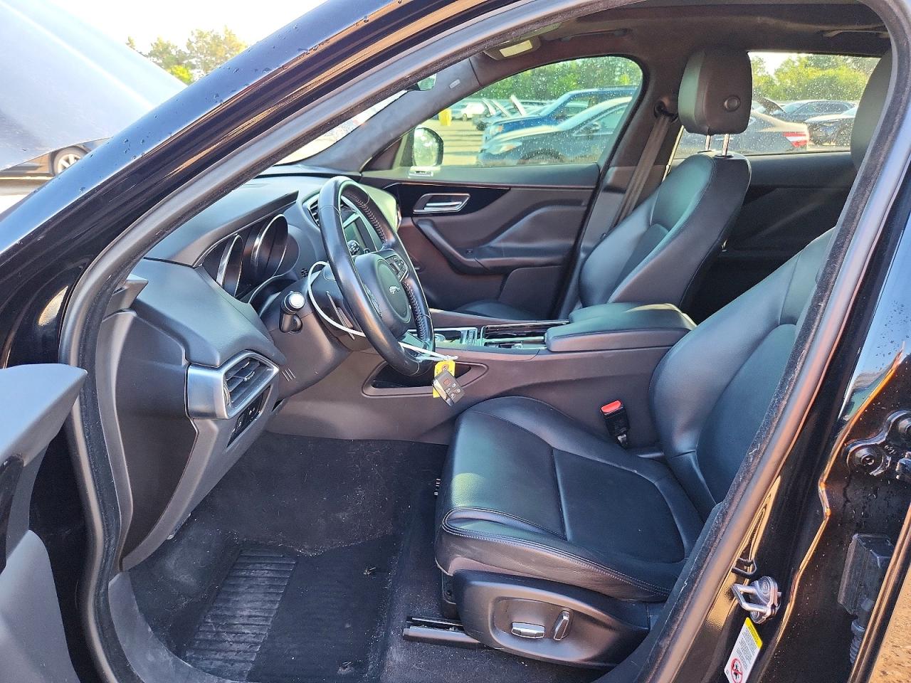 2019 Jaguar F-Pace VIN SADCJ2FX7KA609467 COPART salvage auction — Front End, IL - SALVAGE CERTIFICATE, sold $5,600 on 2026-06-30 (photo 7)