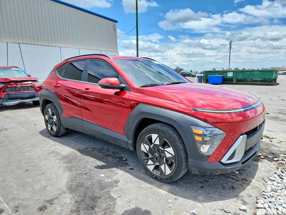 2025 Hyundai Kona VIN KM8HB3AB0SU205002 COPART salvage auction — SIDE, Fl - Certificate Of Destruction, sold $7,200 on 2026-07-13 (photo 4)