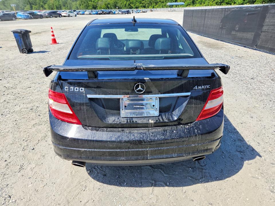 2010 Mercedes-benz C-klasse VIN WDDGF8BBXAF467375 COPART salvage auction — FRONT END, Sc - Cert Of Title-Salvage, sold $675 on 2026-08-10 (photo 6)
