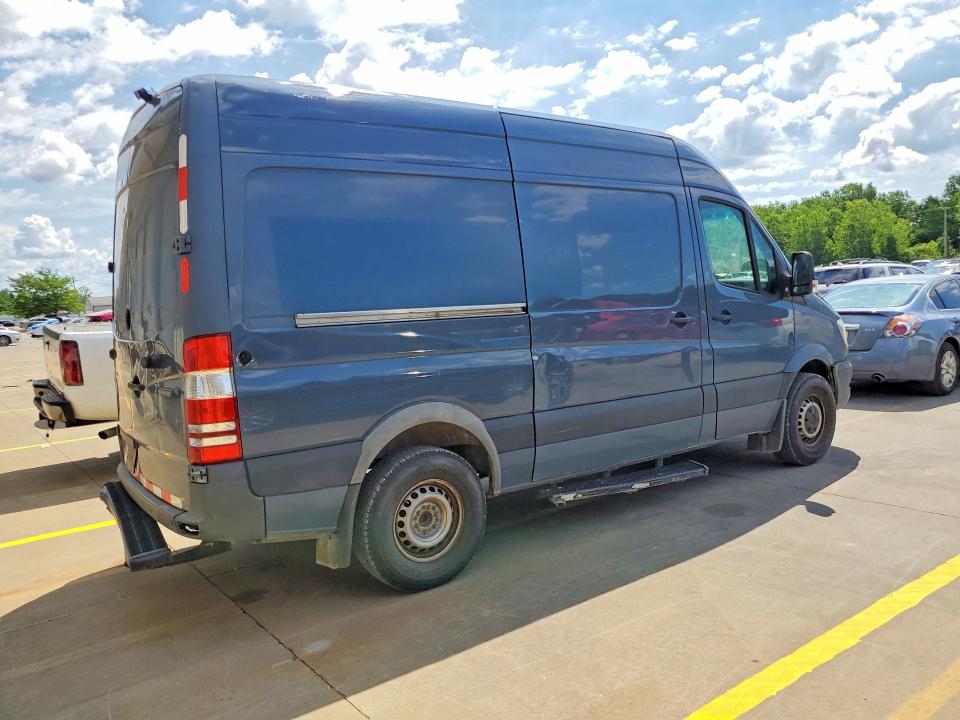 2018 Mercedes-benz VIN WD3PE7CD2JP623436 COPART salvage auction — SIDE, Ky - Certificate Of Title, sold $8,000 on 2026-07-29 (photo 3)