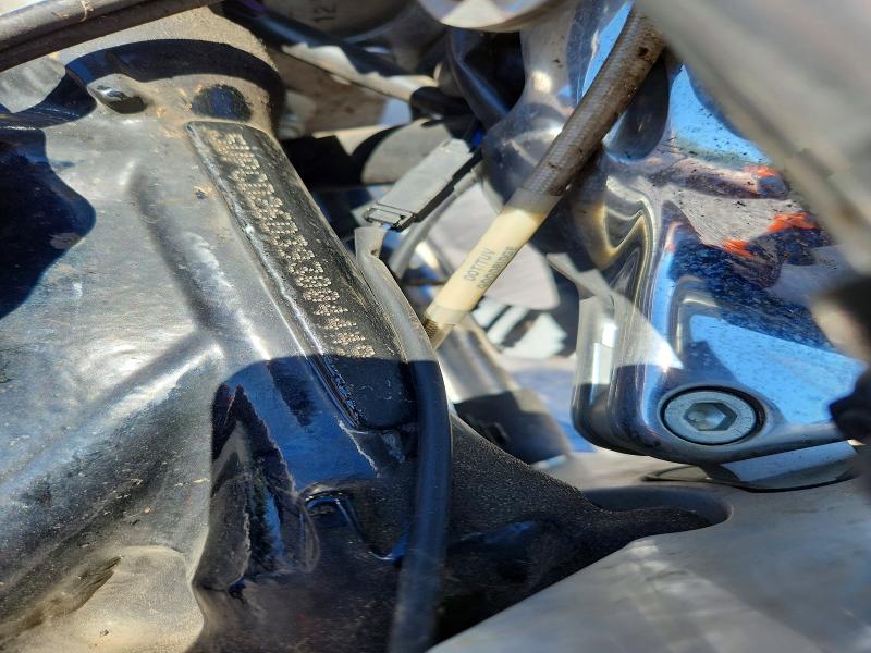 2009 Victory motorcycles Kingpin VIN 5VPCD26D393004449 COPART salvage auction — SIDE, Wi - Junked Vehicle Bill Of Sale, sold $525 on 2026-07-13 (photo 9)