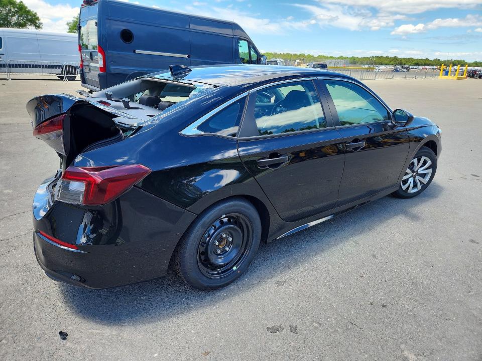 2026 Honda Civic VIN 2HGFE2F23TH592849 COPART salvage auction — REAR END, AZ - CERT OF TITLE - SALVAGE, sold $350 on 2026-07-27 (photo 3)