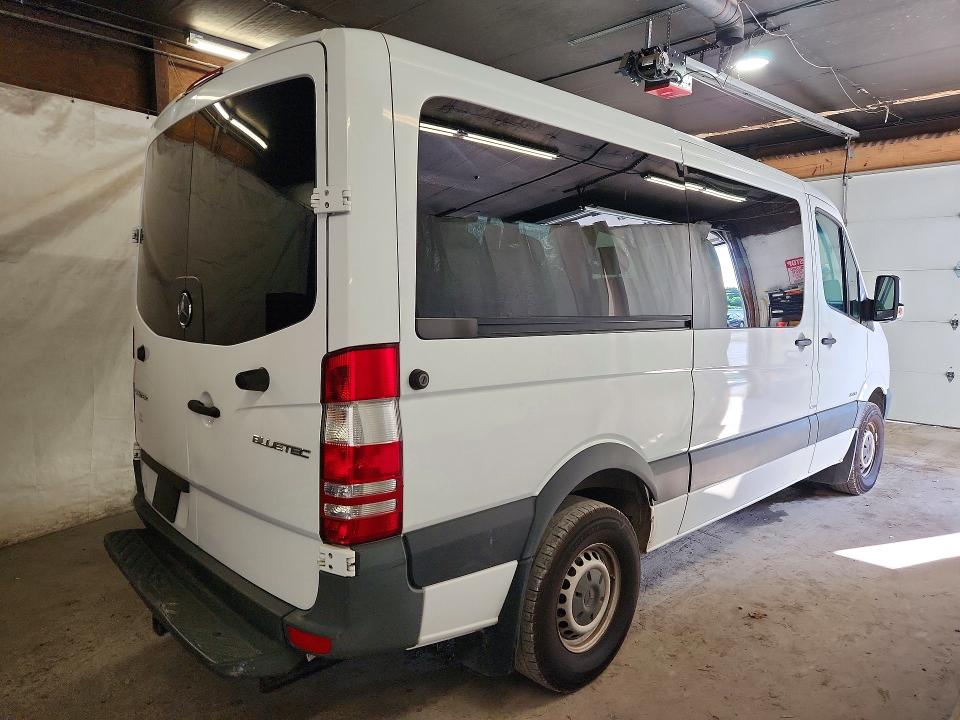 2016 Mercedes-benz Sprinter VIN 8BRPE7DD4GE123933 COPART salvage auction — REAR END, PA - CERT OF TITLE, sold $4,300 on 2026-07-02 (photo 3)
