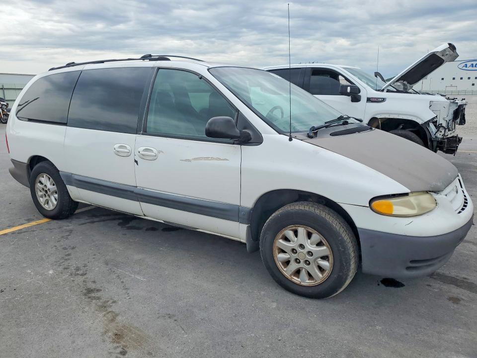 2000 Chrysler Voyager VIN 1C4GJ44G9YB748594 COPART salvage auction — SIDE, Ok - Cert Of Title-Salvage, sold $175 on 2026-07-22 (photo 4)
