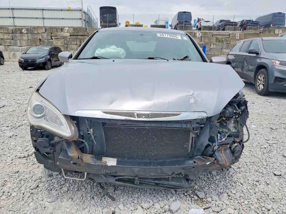 2013 Chrysler 200 VIN 1C3CCBAB1DN705483 COPART salvage auction — FRONT END, Ky - Cert Of Title-Salvage, sold $100 on 2026-07-10 (photo 5)