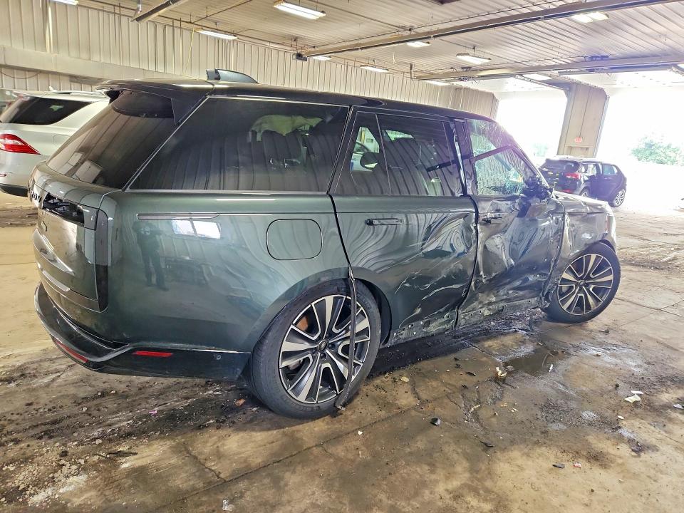 2024 Land rover RANGE ROVER VIN SALKP9E9XRA218298 COPART salvage auction — SIDE, Wi - Cert Of Title-Claim Paid, sold $61,500 on 2026-07-20 (photo 3)