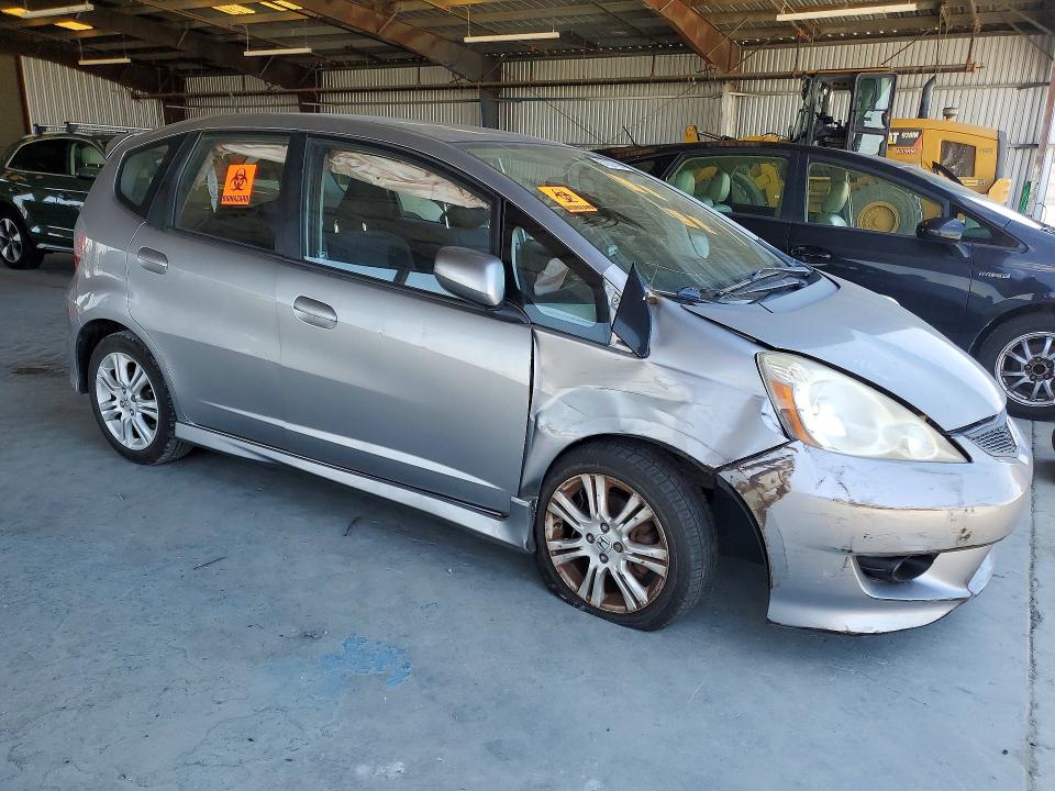 2010 Honda Fit VIN JHMGE8H4XAS007645 COPART salvage auction — FRONT END, Ca - Salvage Certificate, sold $725 on 2026-07-16 (photo 4)