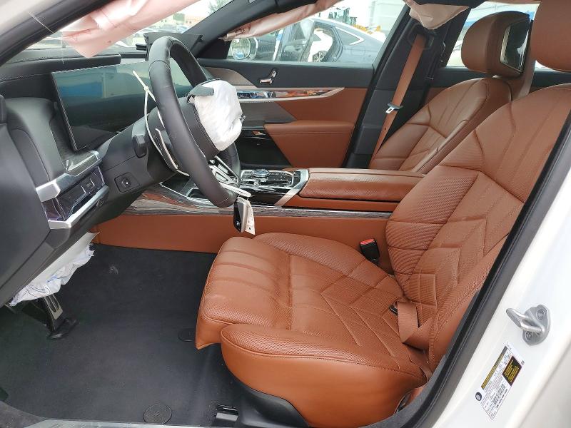 2025 BMW 7 series VIN WBA23EH0XSCV31352 COPART salvage auction — FRONT END, FL - CERT OF TITLE SLVG REBUILDABLE, sold $30,750 on 2026-07-28 (photo 7)