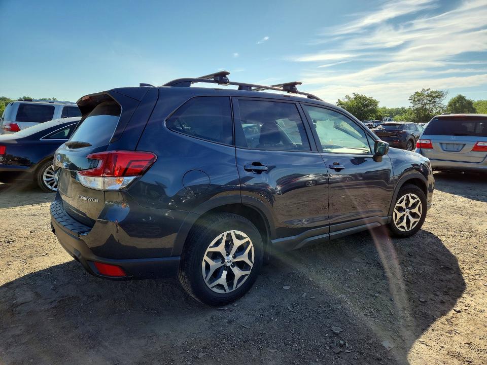 2019 Subaru Forester VIN JF2SKAGC9KH410911 COPART salvage auction — FRONT END, Md - Cert Of Salvage > 75% Damage, sold $3,250 on 2026-07-07 (photo 3)