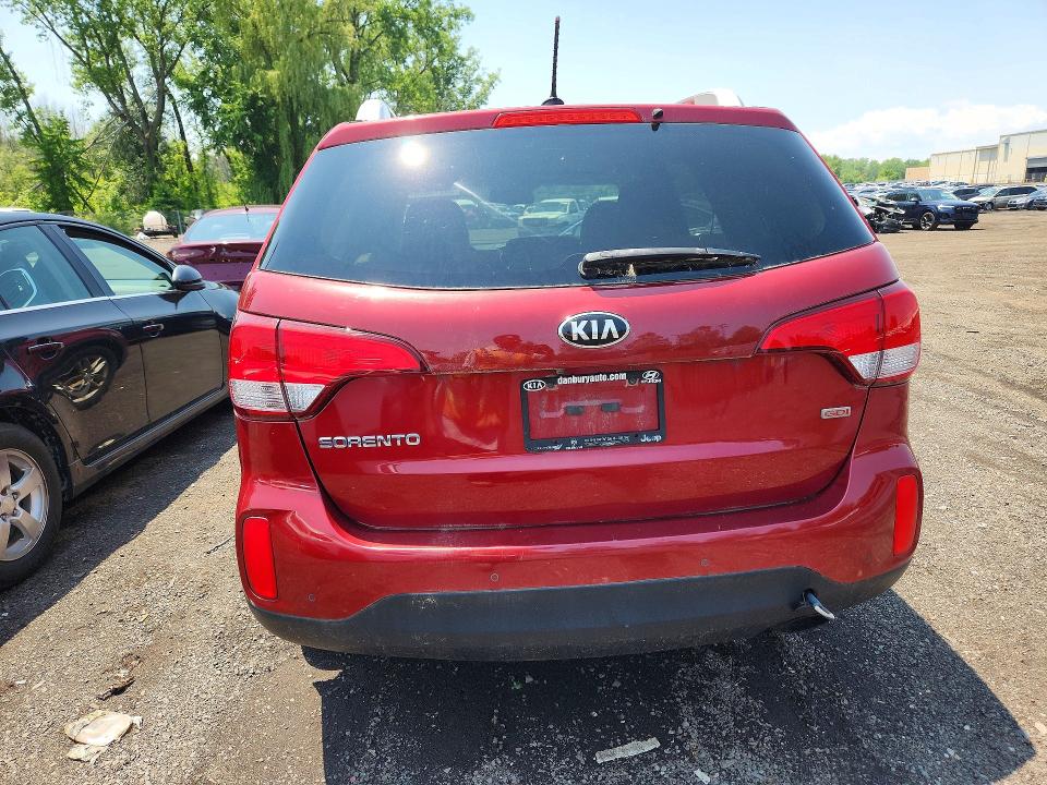 2015 Kia Sorento VIN 5XYKTCA66FG636736 COPART salvage auction — MECHANICAL, Ct - Certificate Of Title, sold $925 on 2026-07-10 (photo 6)