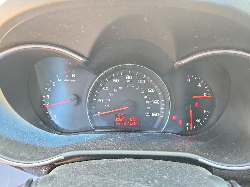 2015 Kia Sorento VIN 5XYKT3A69FG564978 COPART salvage auction — NORMAL WEAR, De - Certificate Of Title, sold $1,100 on 2026-07-14 (photo 9)