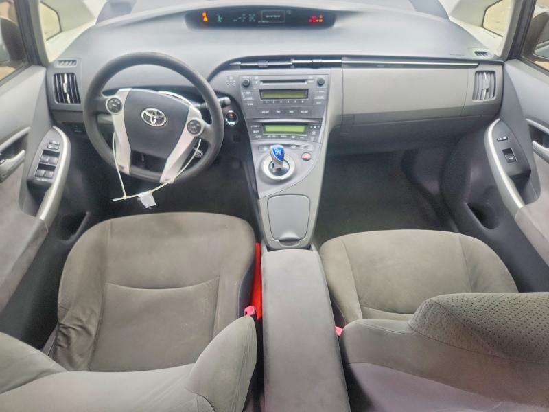 2011 Toyota Prius VIN JTDKN3DU8B0282058 COPART salvage auction — MINOR DENT/SCRATCHES, Va - Certificate Of Title, sold $500 on 2026-07-19 (photo 8)