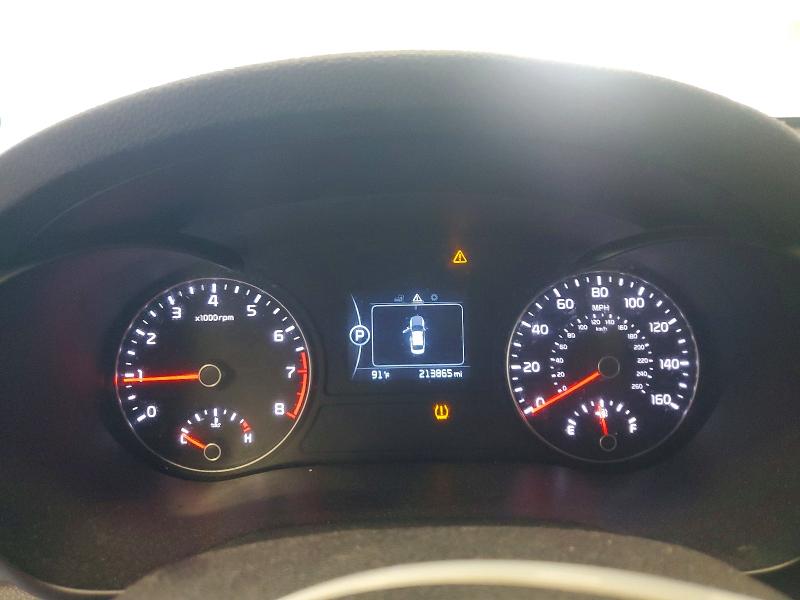 2016 Kia Optima VIN 5XXGT4L33GG017998 COPART salvage auction — REAR END, Nc - Salvage Certificate Of Title, sold $550 on 2026-07-28 (photo 9)