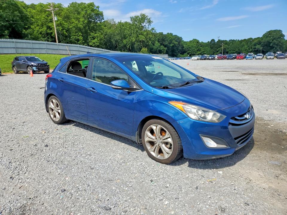 2013 Hyundai Elantra VIN KMHD35LE8DU134097 COPART salvage auction — VANDALISM, Nc - Salvage Certificate Of Title, sold $1,350 on 2026-07-22 (photo 4)