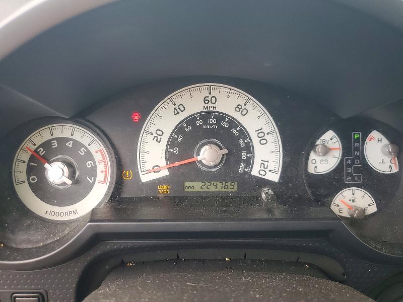 2010 Toyota Fj cruiser VIN JTEBU4BF1AK084644 COPART salvage auction — MINOR DENT/SCRATCHES, Mi - Certificate Of Title (P), sold $7,700 on 2026-07-10 (photo 9)