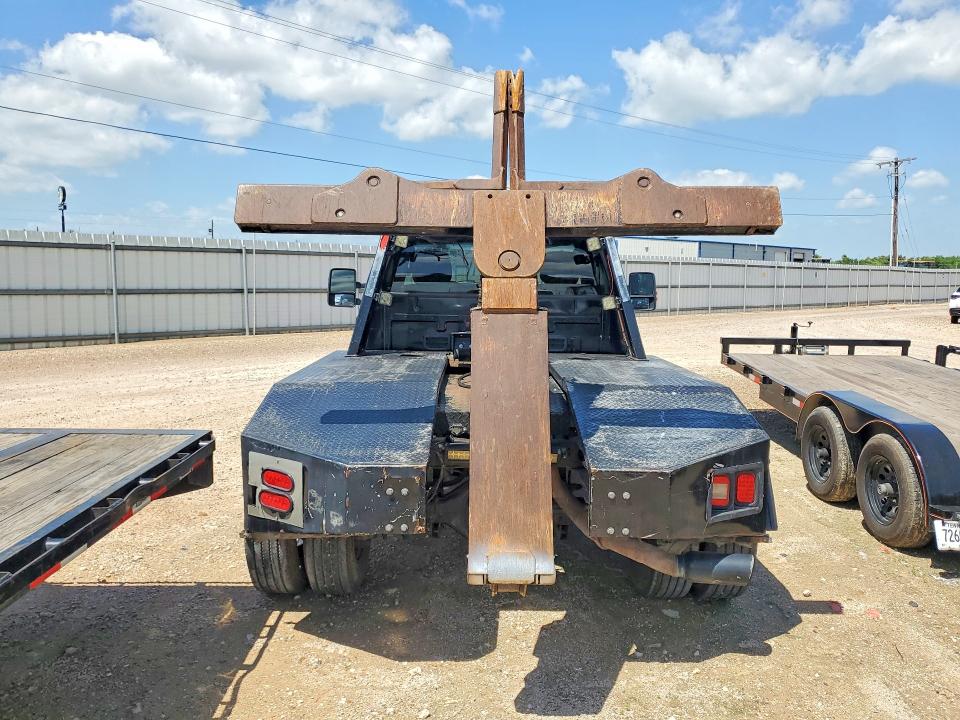 2005 Ford F-450 super duty VIN 1FDXF46P15EB33381 COPART salvage auction — MINOR DENT/SCRATCHES, Tx - Certificate Of Title (P), sold $19,500 on 2026-08-01 (photo 6)
