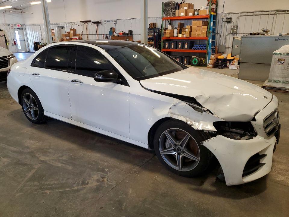 2018 Mercedes-benz E-klasse VIN WDDZF4KB1JA381693 COPART salvage auction — FRONT END, Mn - Cert Of Title-Salvage, sold $5,200 on 2026-07-13 (photo 4)