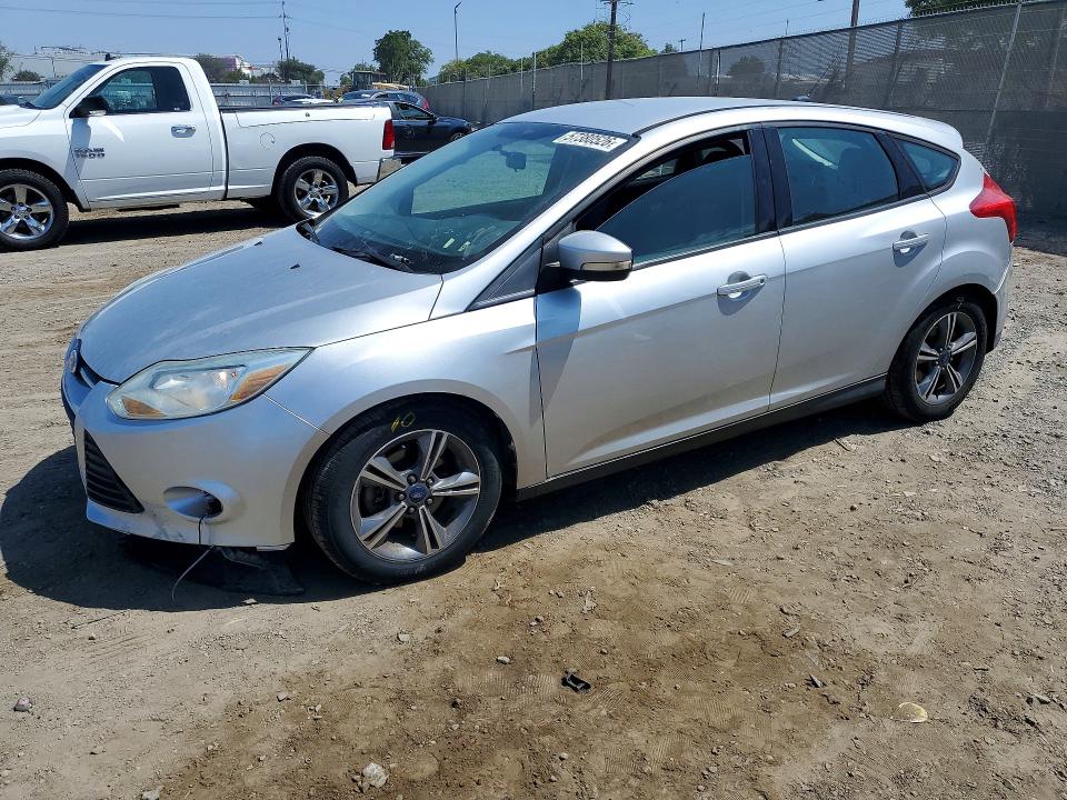 2014 Ford Focus VIN 1FADP3K26EL287076 — COPART salvage auction photo