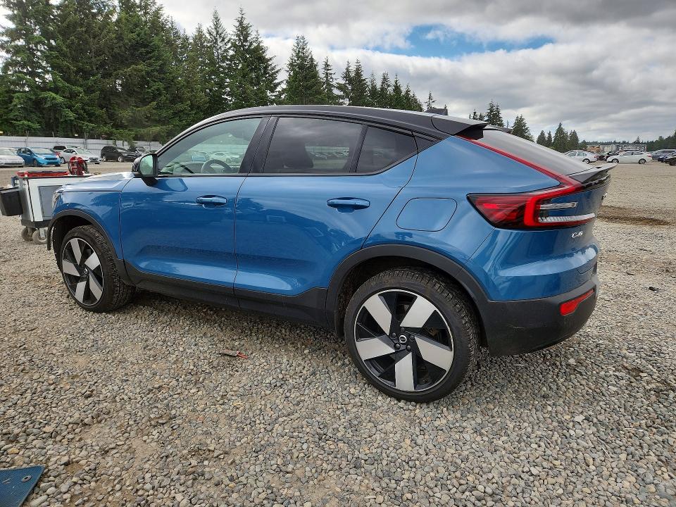 2022 Volvo C40 VIN YV4ED3GB4N2001440 COPART salvage auction — FRONT END, Wa - Bill Of Sale, sold $10,100 on 2026-07-17 (photo 2)