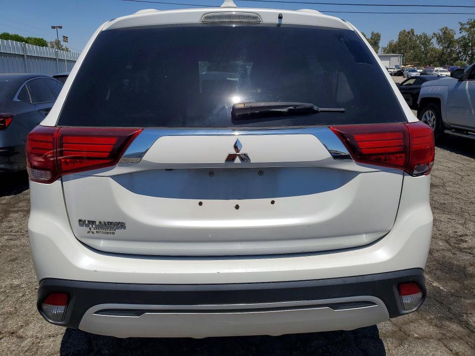 2020 Mitsubishi Outlander VIN JA4AD2A35LZ005282 COPART salvage auction — MINOR DENT/SCRATCHES, Fl - Dis/Dlr/Exp Only Clean Title, sold $650 on 2026-07-08 (photo 6)