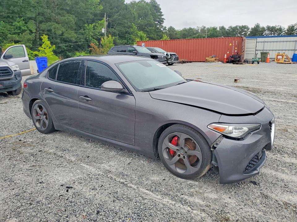 2018 Alfa romeo Giulia VIN ZARFAEBN8J7566273 COPART salvage auction — MECHANICAL, Ga - Certificate Of Title (P), sold $4,800 on 2026-07-08 (photo 4)