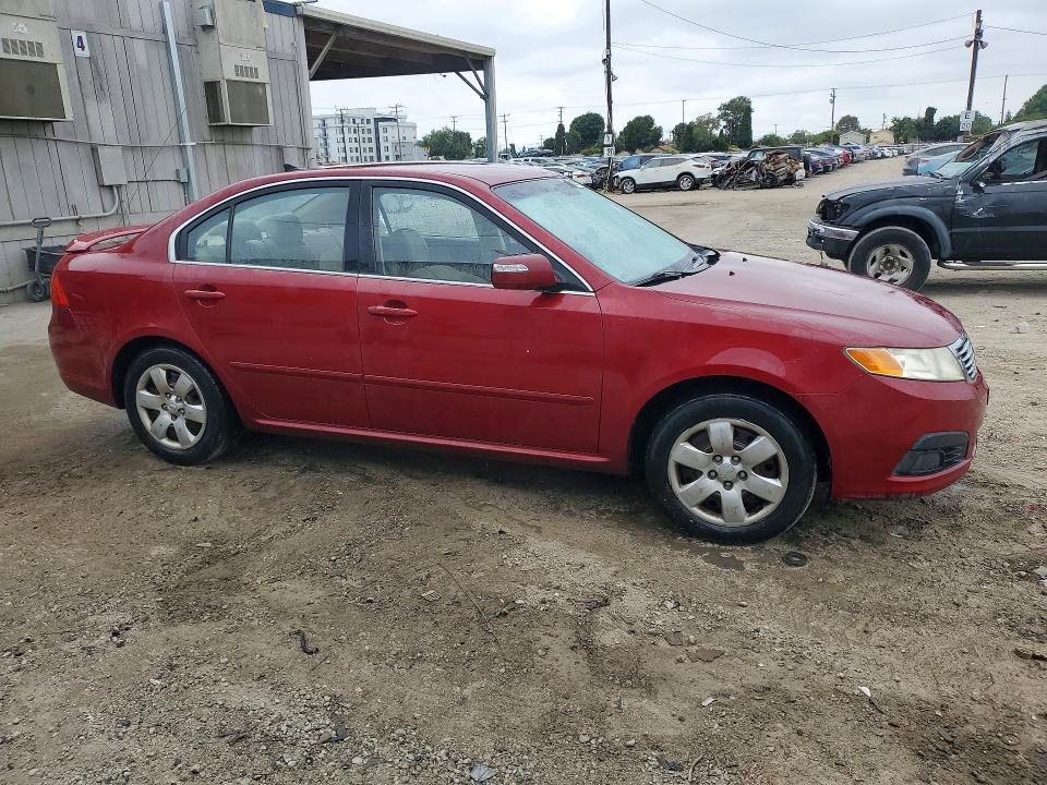 2009 Kia Optima VIN KNAGE228195354007 COPART salvage auction — MINOR DENT/SCRATCHES, CA - SALVAGE CERTIFICATE, sold $600 on 2026-07-02 (photo 4)
