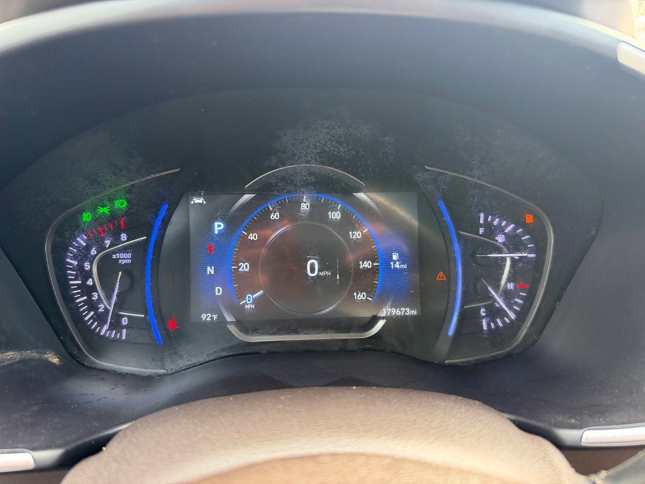 2020 Hyundai Santa Fe VIN 5NMS33AD4LH142696 COPART salvage auction — Minor Dent/Scratches, OK - CERTIFICATE OF TITLE (P), sold $7,900 on 2026-07-03 (photo 8)
