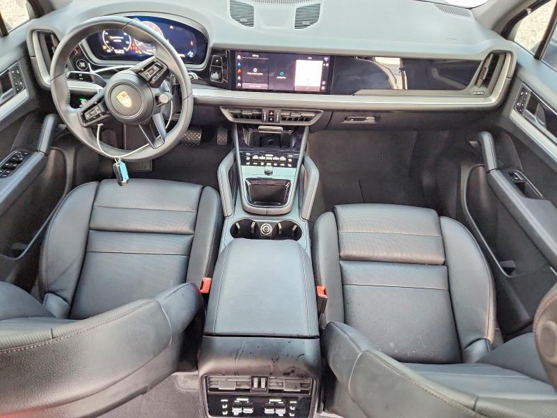 2025 Porsche Cayenne VIN WP1AA2AY7SDA02792 COPART salvage auction — REAR END, Tx - Salvage Vehicle Title, sold $48,750 on 2026-08-13 (photo 8)