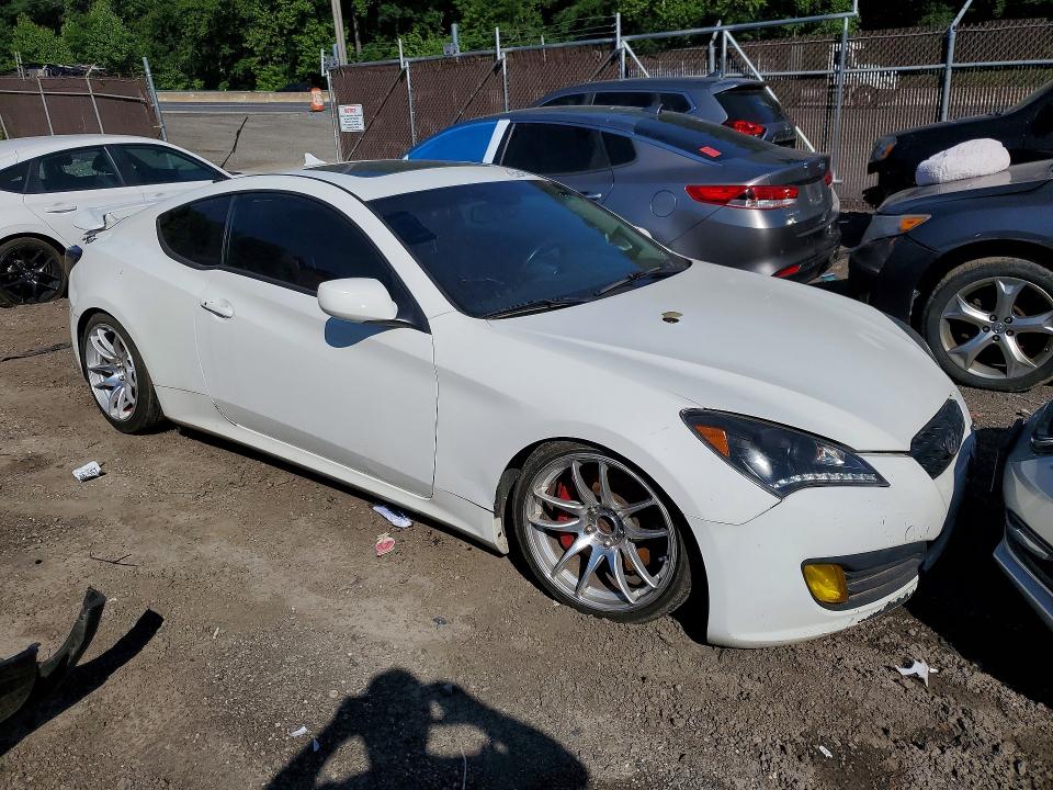 2010 Hyundai Genesis VIN KMHHT6KD6AU013452 COPART salvage auction — MECHANICAL, Va - Certificate Of Title, sold $2,200 on 2026-07-02 (photo 4)