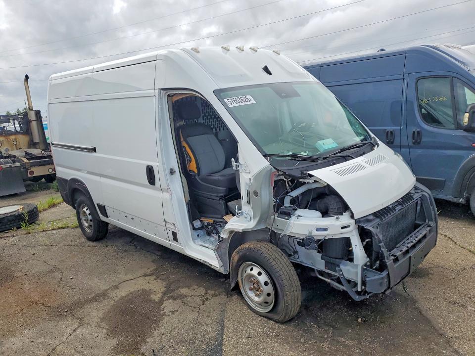 2022 Ram Promaster 2500 VIN 3C6LRVCG1NE107900 COPART salvage auction — FRONT END, Mi - Scrap Certificate Of Title, sold $2,750 on 2026-07-09 (photo 4)