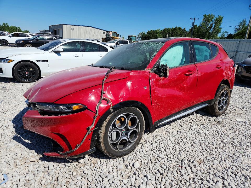 2024 Alfa romeo VIN ZASPATCWXR3031642 COPART salvage auction — FRONT END, Mi - Scrap Certificate Of Title, sold $650 on 2026-07-30 (photo 1)