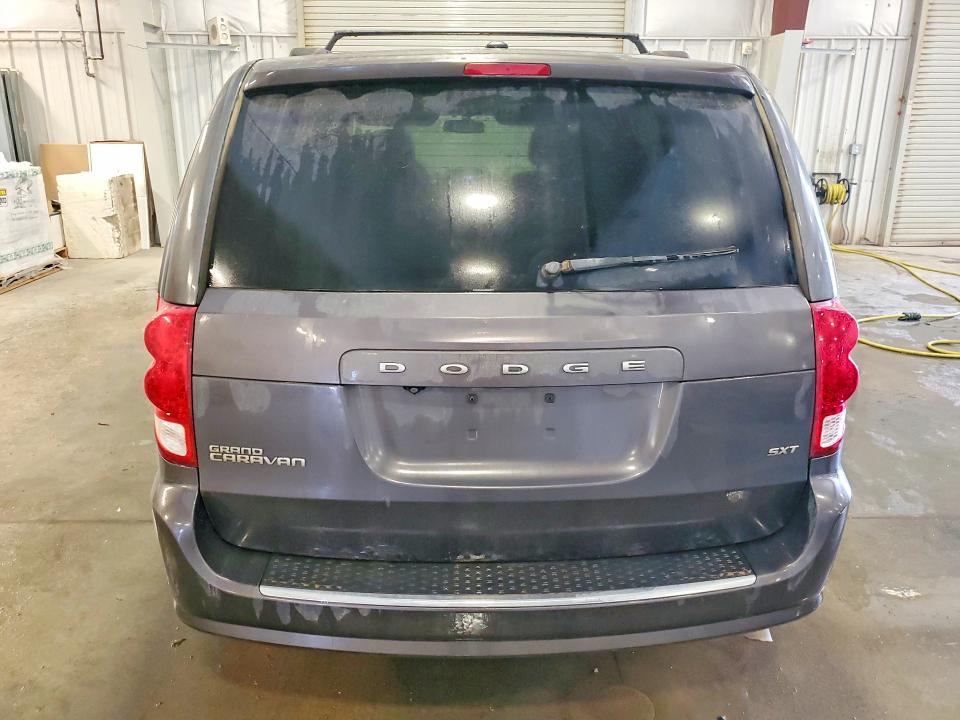 2016 Dodge Grand caravan VIN 2C4RDGCG2GR279206 COPART salvage auction — SIDE, MN - CERT OF TITLE-PRIOR SALVAGE, sold $825 on 2026-09-02 (photo 6)